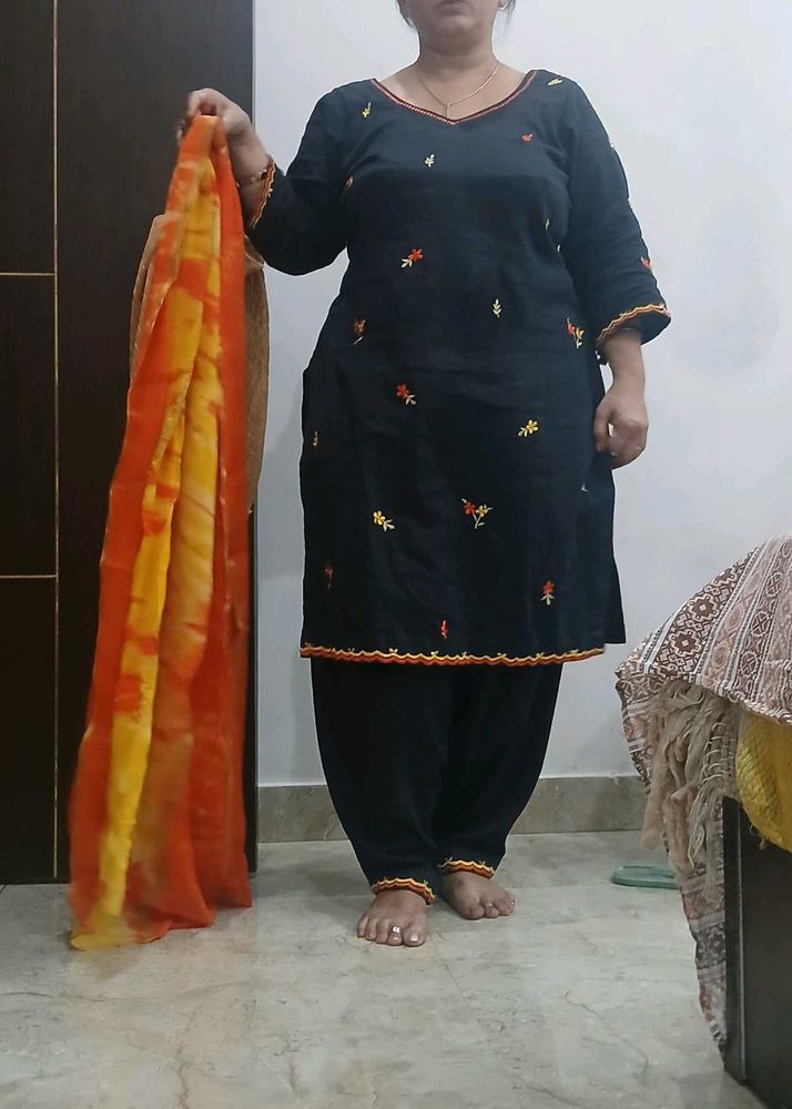 Black embroidery  Kurta Set with flat Salwar and