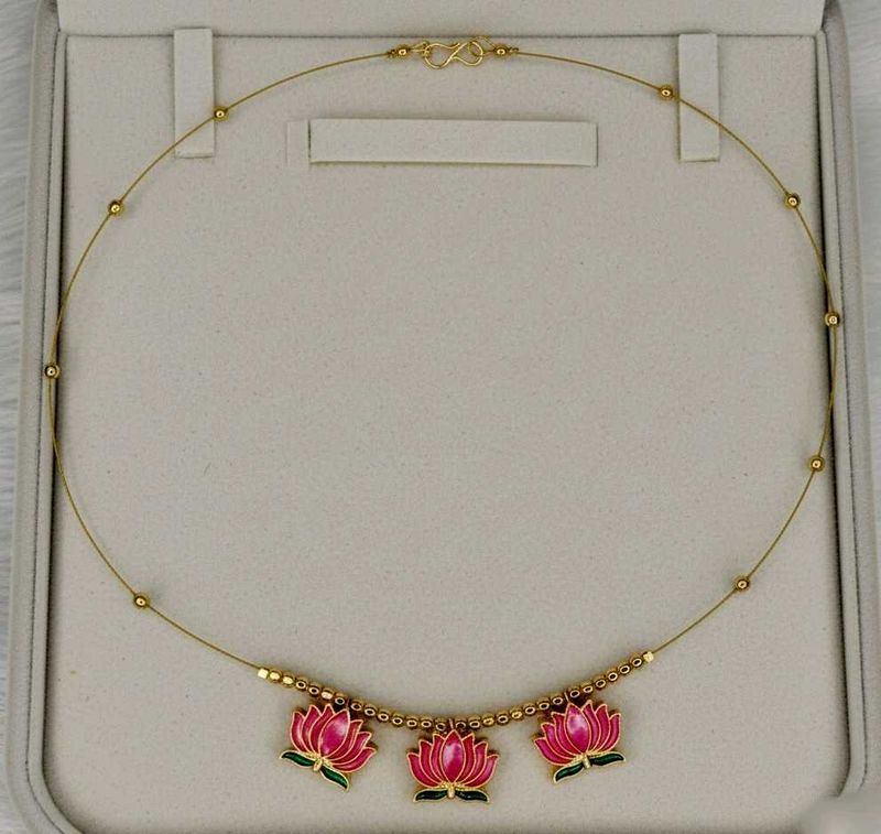 Elegant Gold Necklace with Lotus Pendants