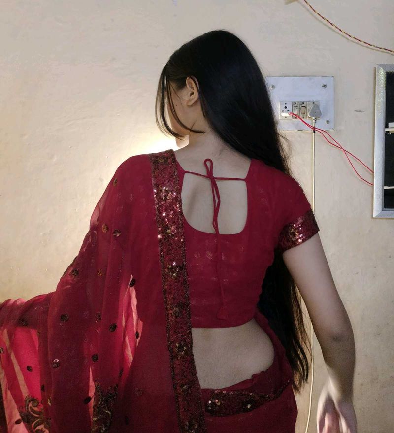 Red Sequined Saree 🤌🏻♥️
