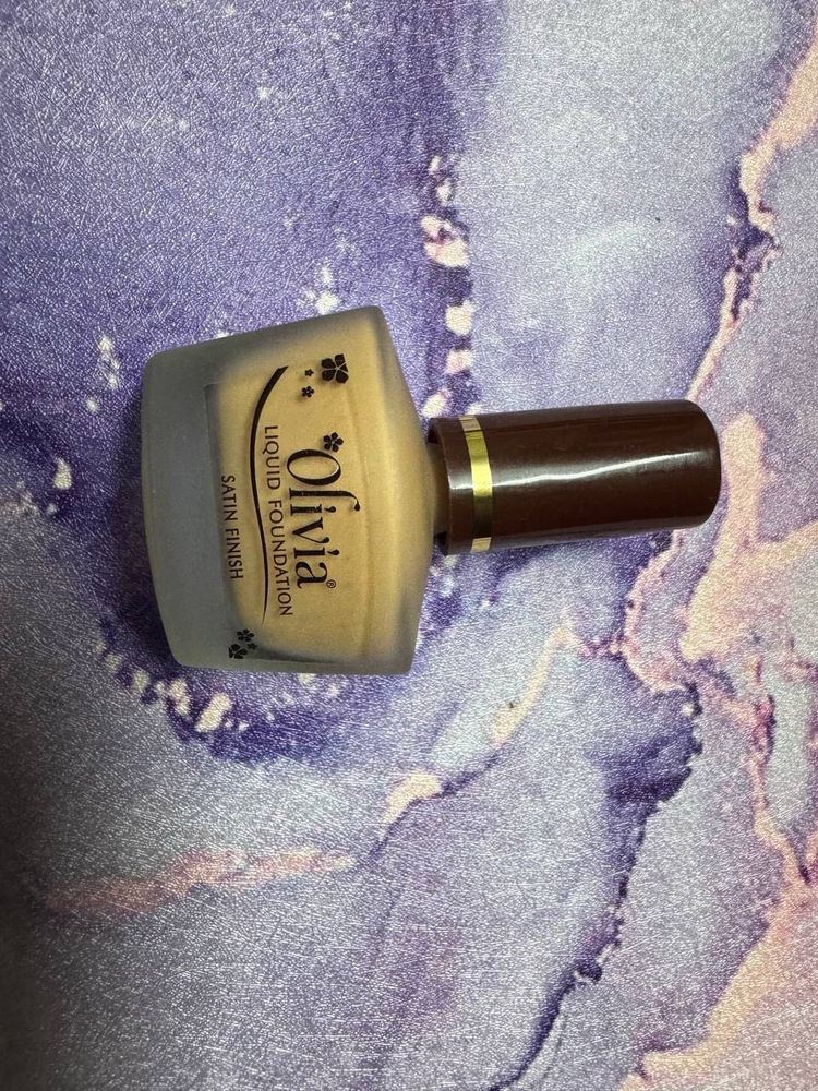 Olivia Liquid Foundation