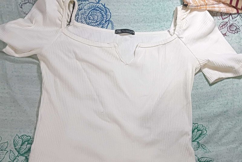Zara White Ribbed Puff Sleeve Top