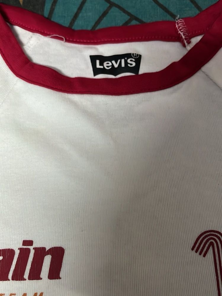 Levi's Spain Football Team T-Shirt