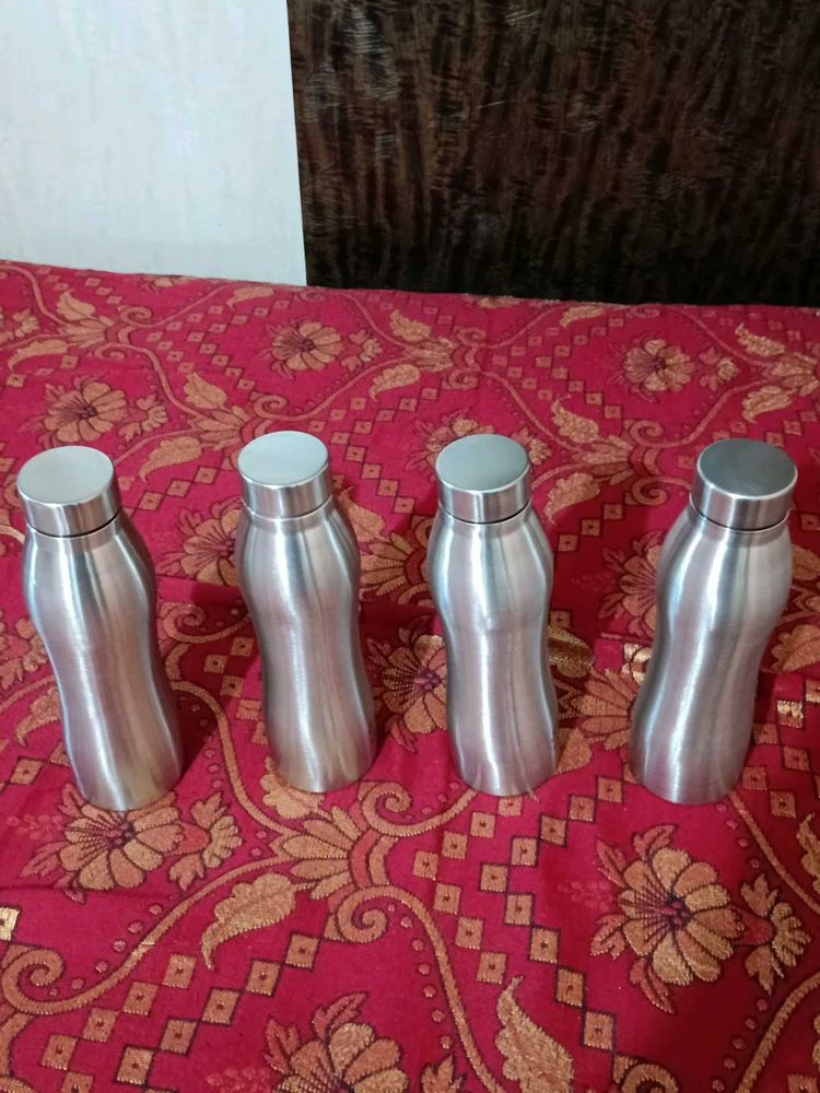 QUALITY STAINLESS STEEL WATER BOTTLES COMBO 4