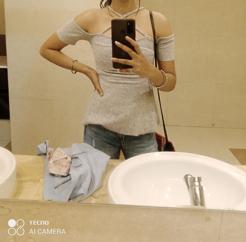 Top Wear Off Shoulder