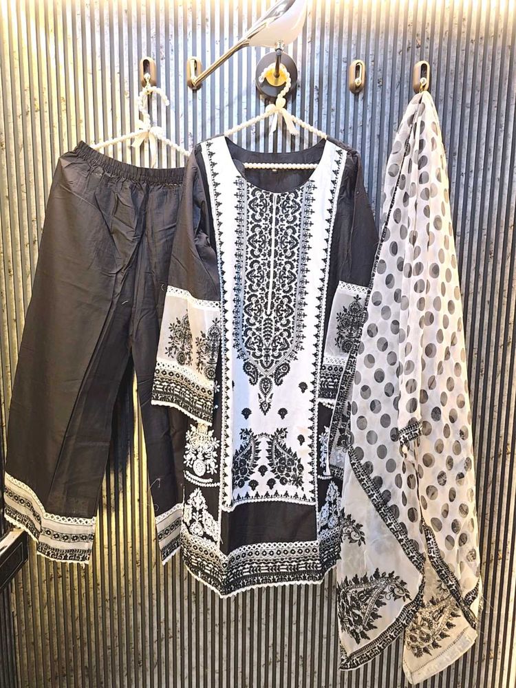 Elegant Black &amp; White kurta Set with Dupatta