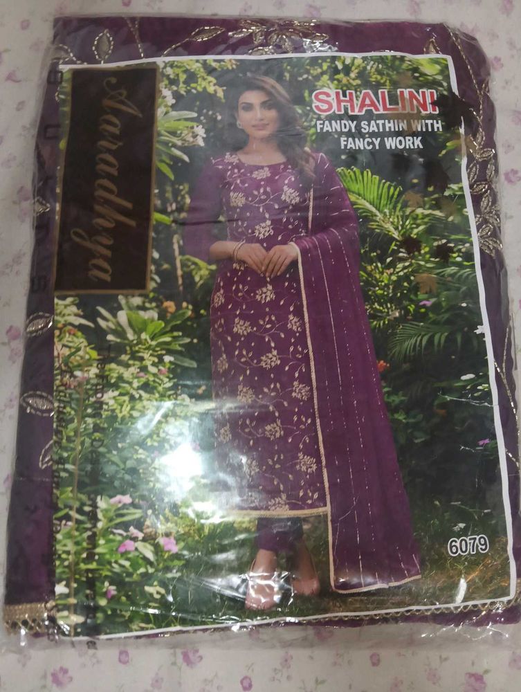 Beautiful Brinjal Colour 3 Piece Suit Set