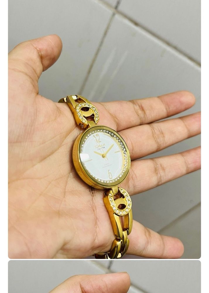 Golden Watch With Diamond