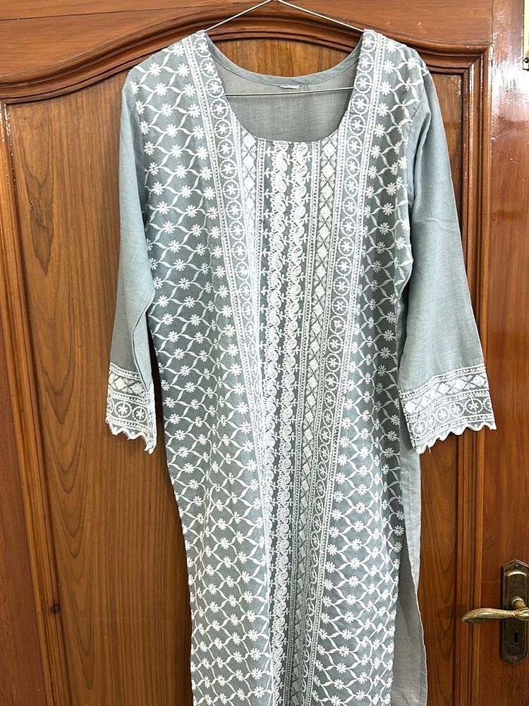 Elegant Grey Kurta with White Embroidery