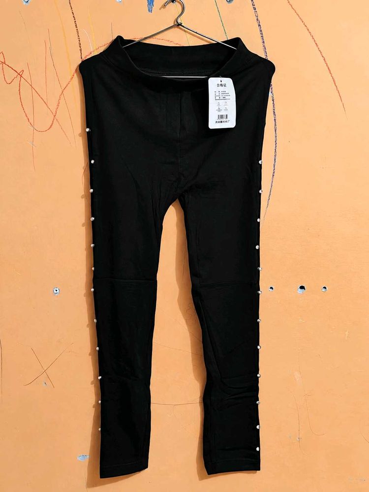 Black Leggings with Pearl Detail