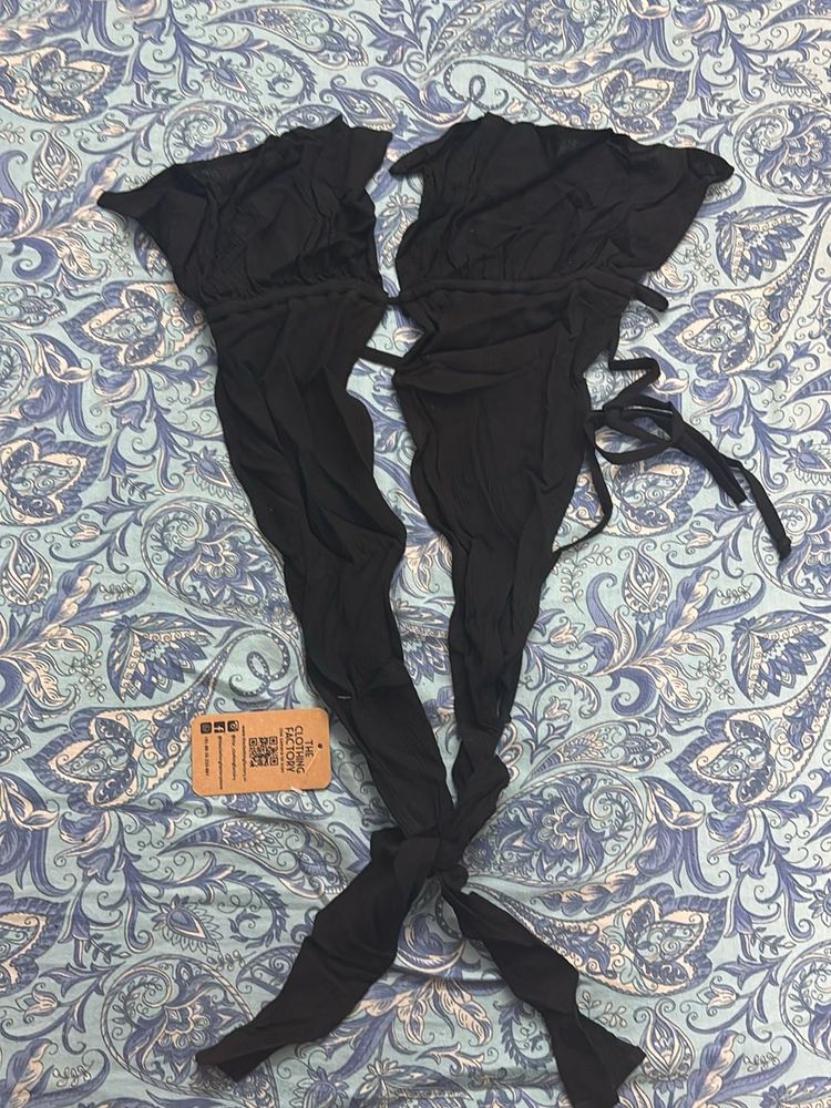 Chic Black Jumpsuit with Tie Detail