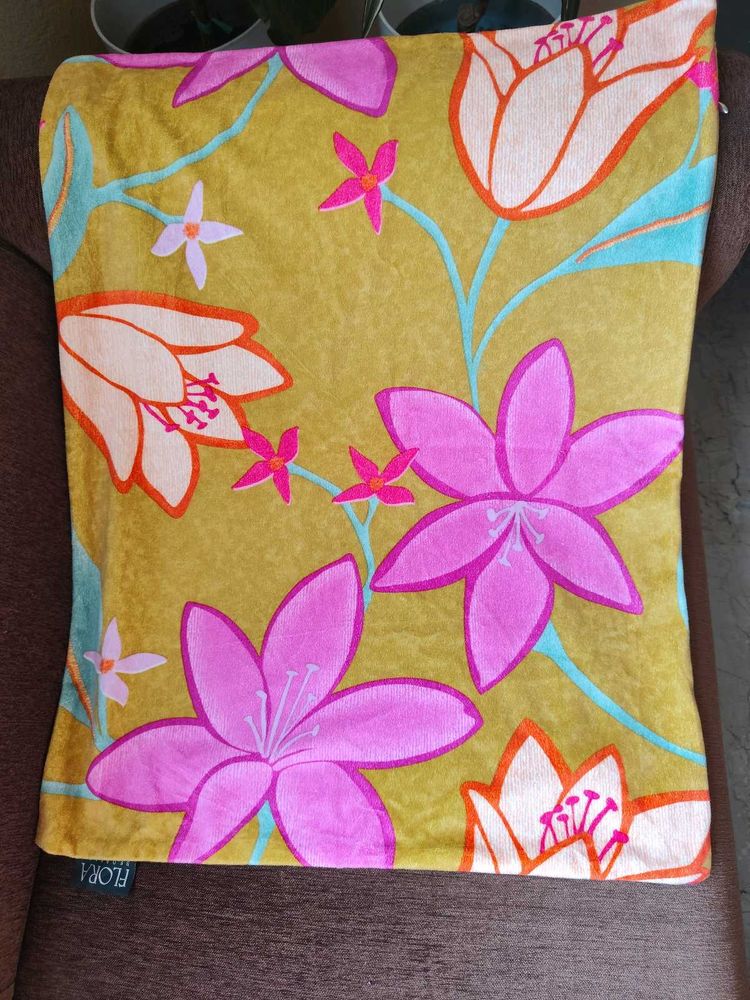 Floral Print Decorative pillow Cover(single pcs)