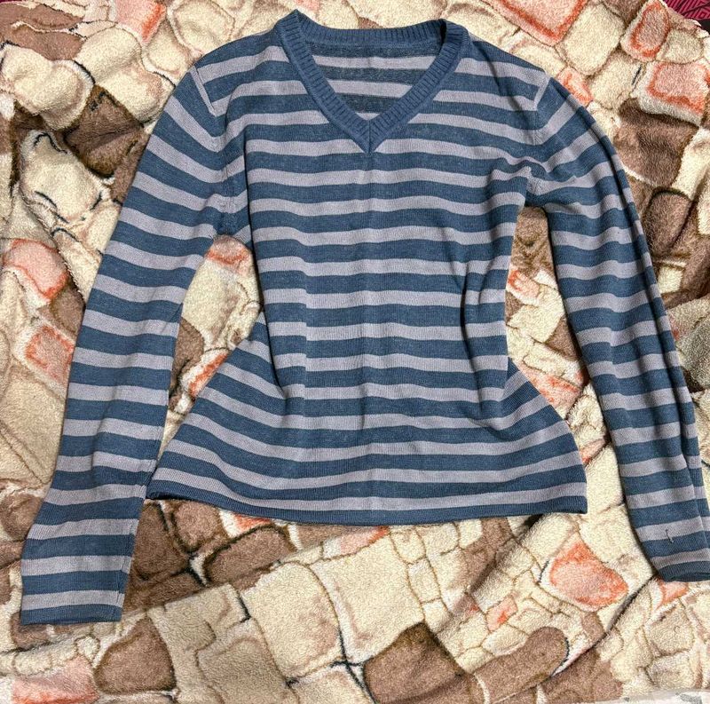 Vintage Blue Striped V-Neck Sweater