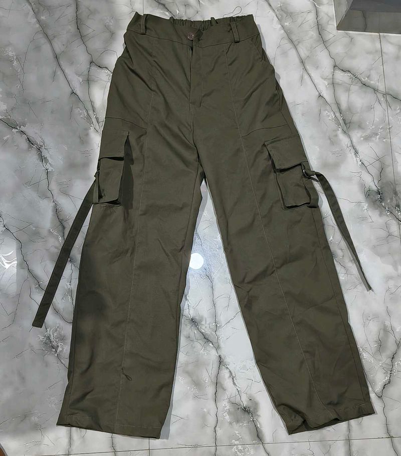 Olive Cargo Pants with Straps 🫒
