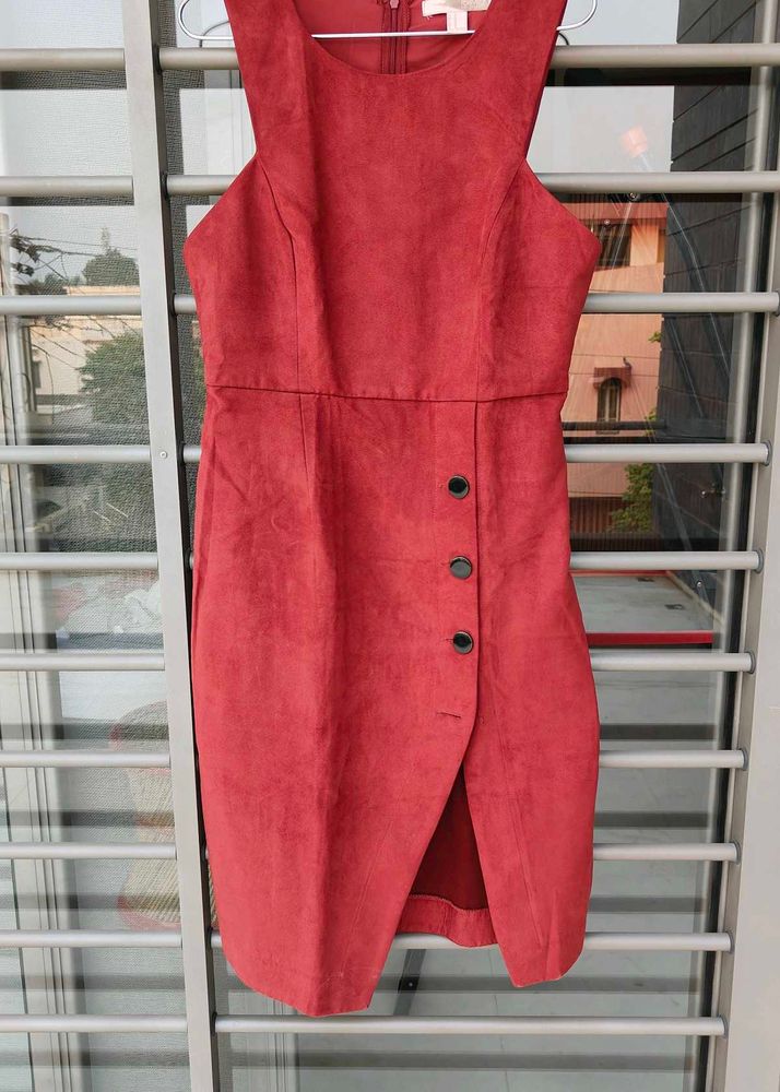 Chic Red Suede-Look Dress