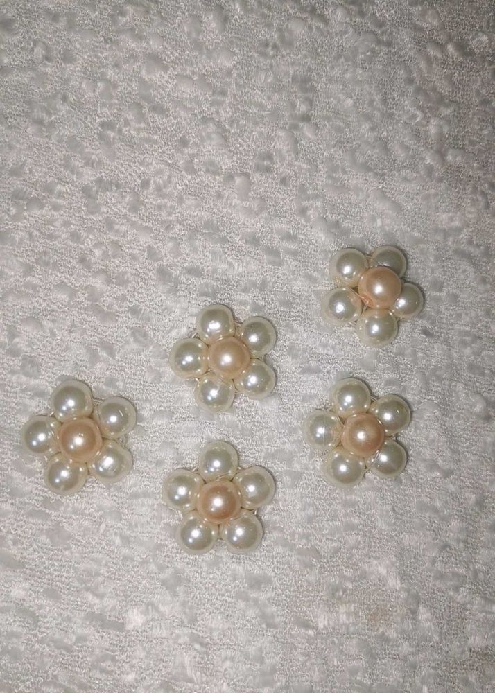 handcrafted Elegant Pearl Flower