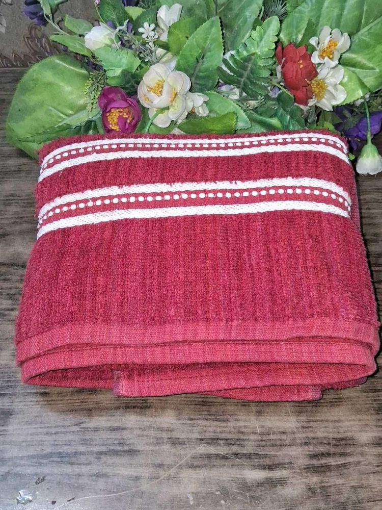 Maroon Striped Towel ♥️