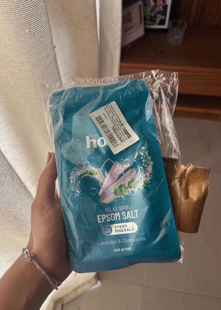 NEW- foot spa / bath scrub