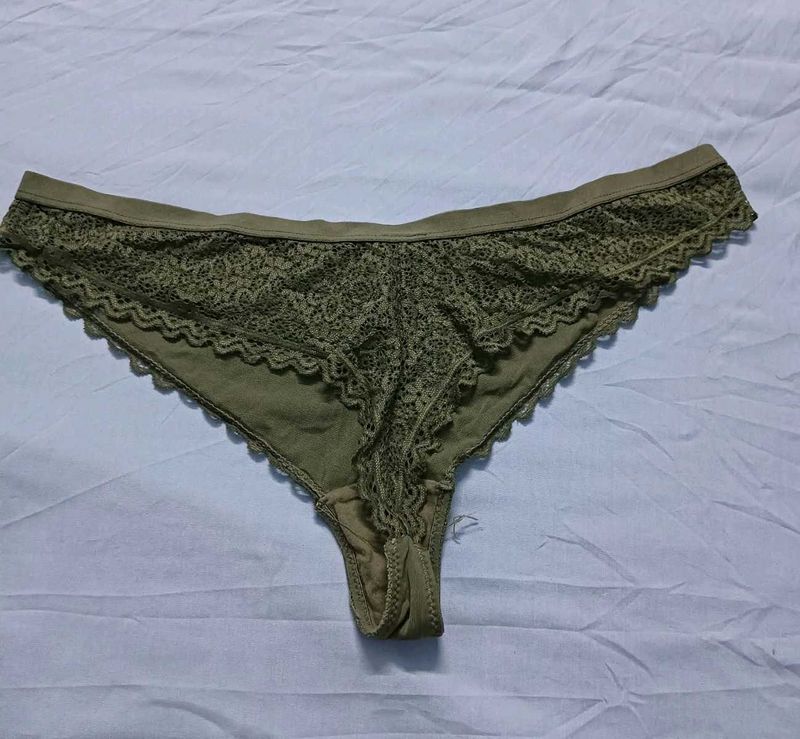 ⚛️ Lace Trim Thong Panty