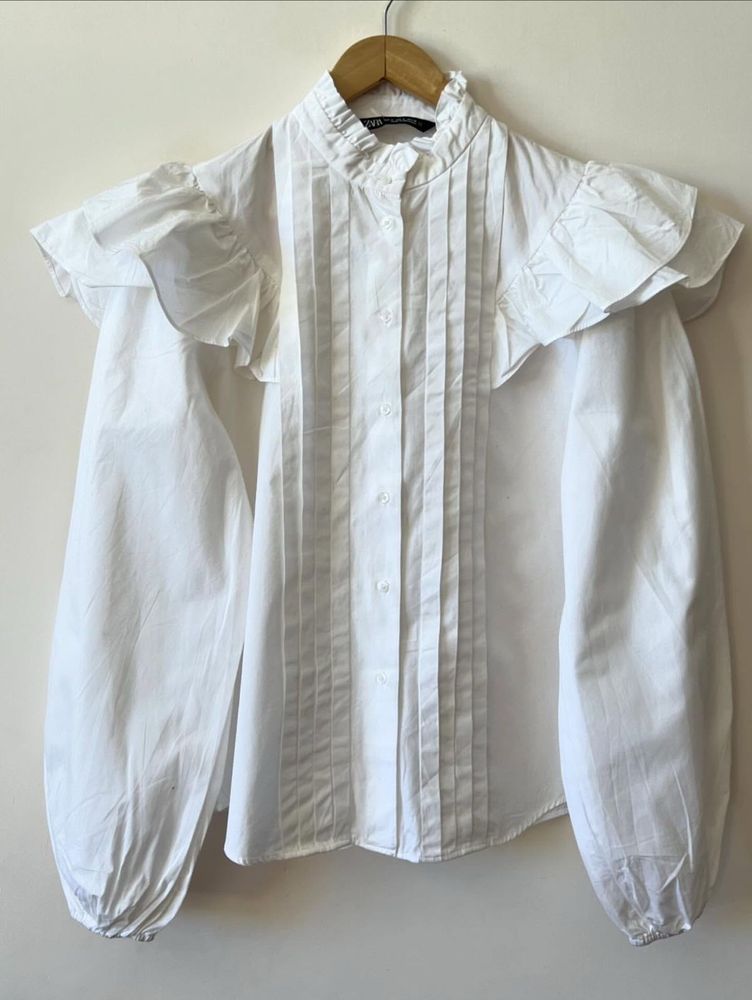 Zara Ruffled Puff Sleeve Blouse