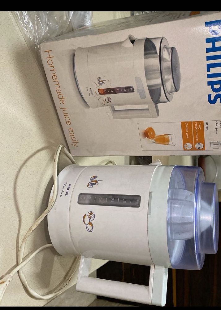 Philips Electric Juicer