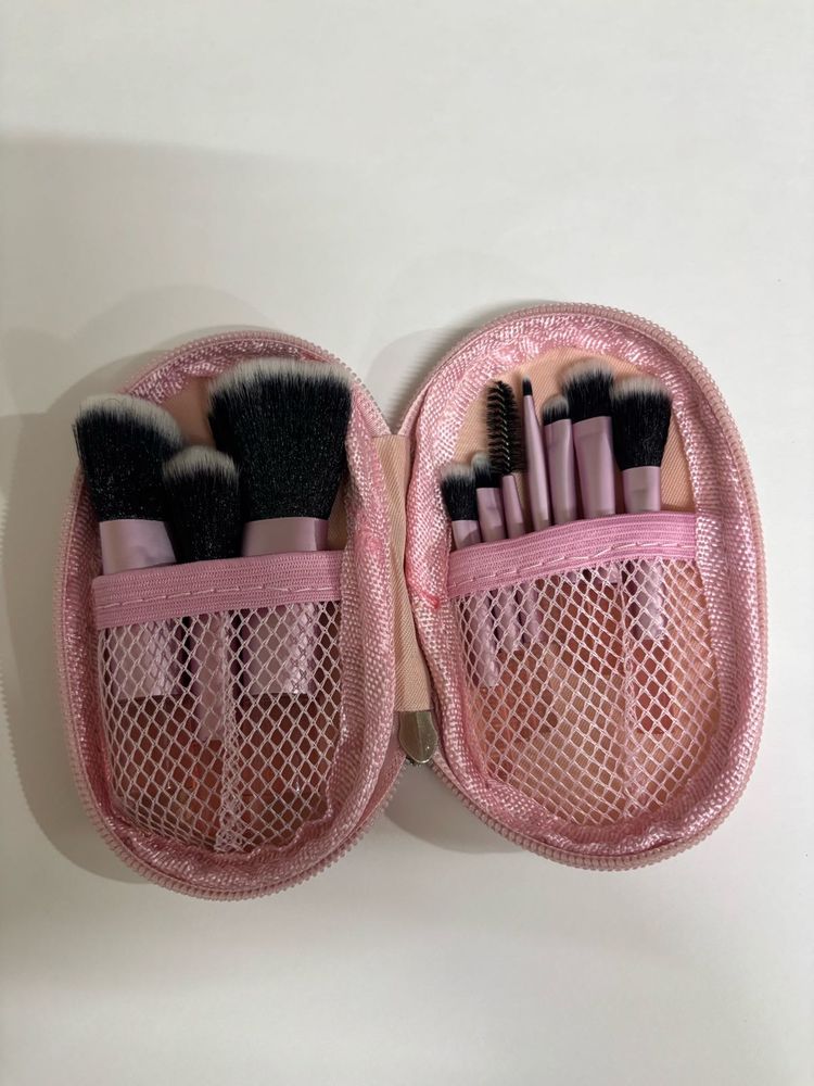 Mini Pink Makeup Brush Set with Pouch