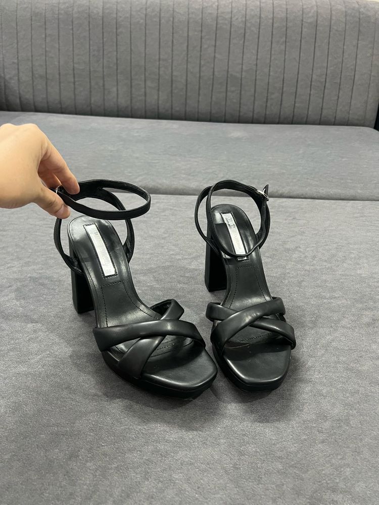 Black Block Heel Sandals