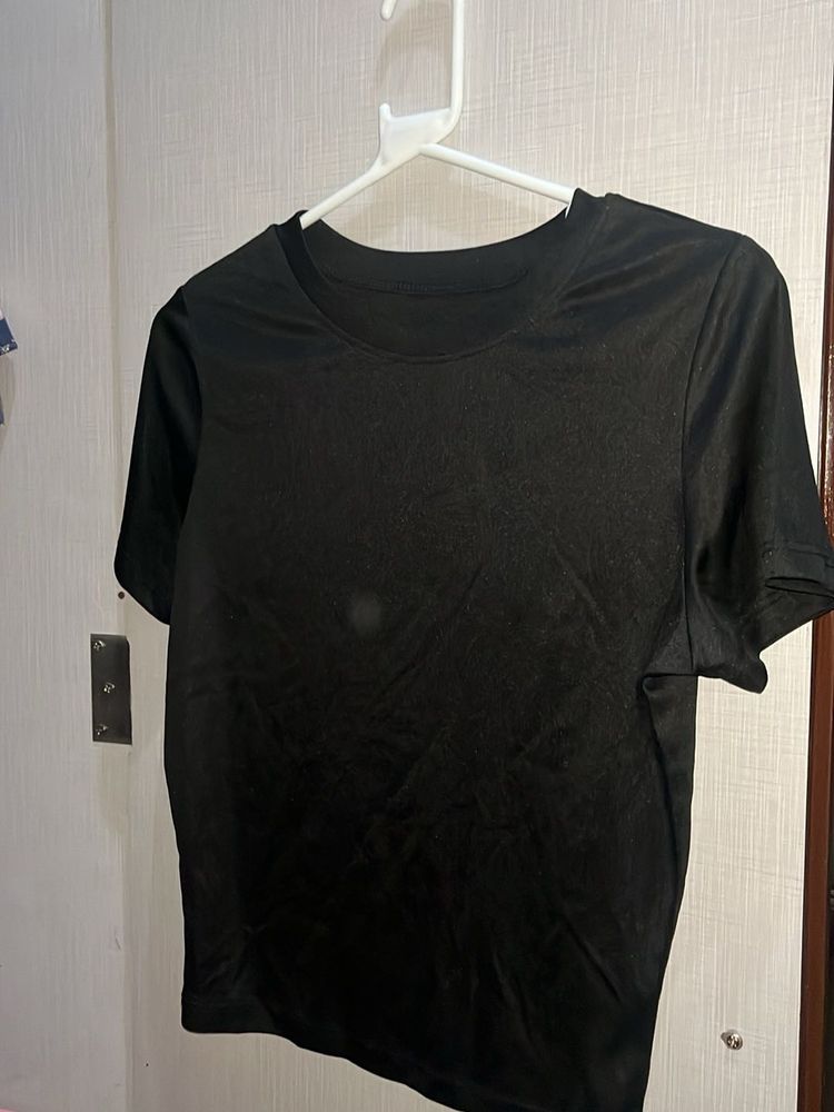 Combo - Classic Black and White T-Shirt