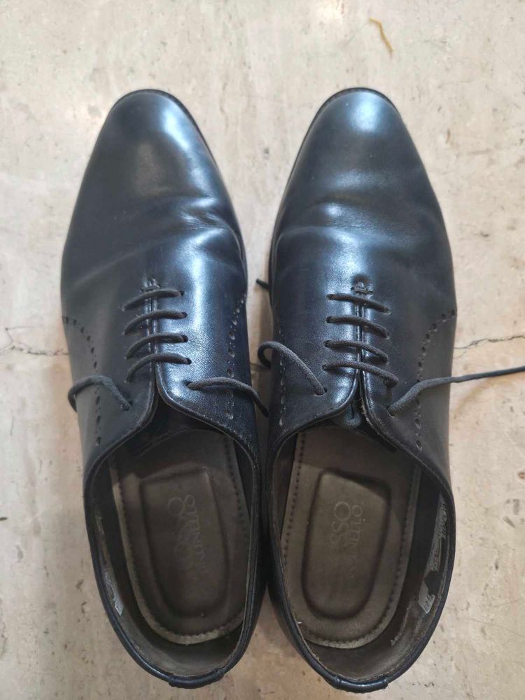 Classic Black Leather Oxford Shoes