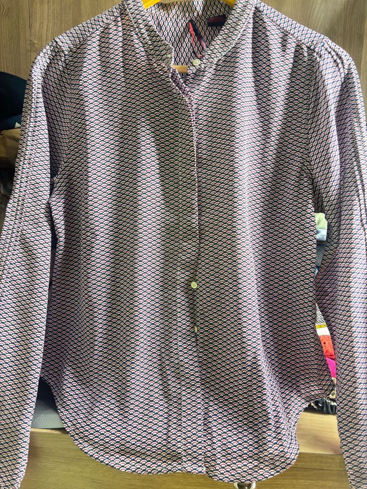 Chic Printed Button-Up Blouse