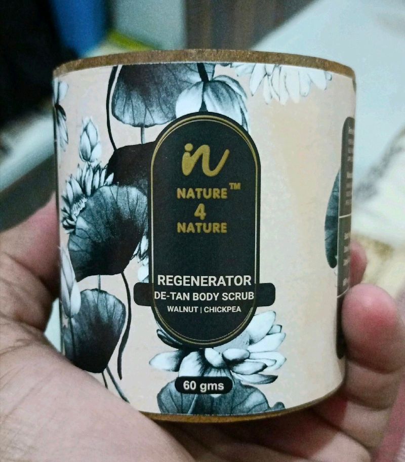 De Tan Body Scrub Regenerator