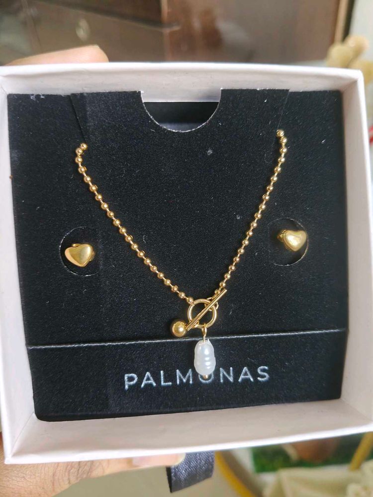 Palmonas Gold Heart Necklace &amp; Earring Set