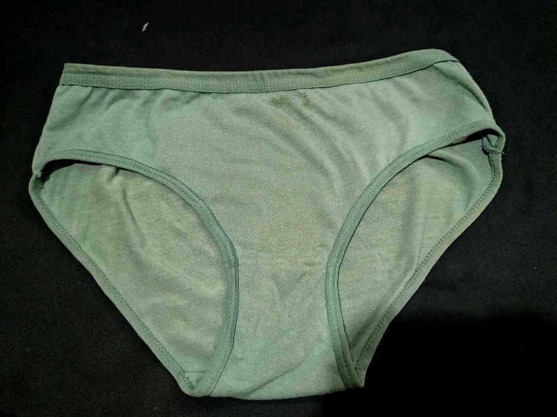 Comfortable &amp; Stylish Green Brief