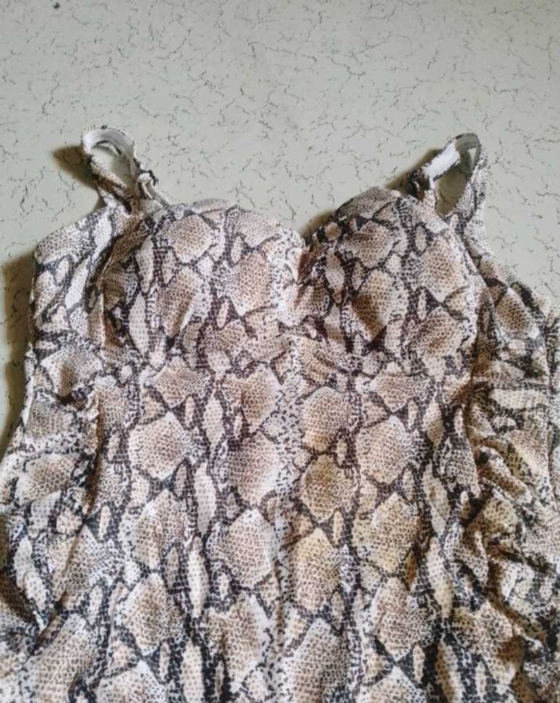 Stylish Snake Print One-Piece Swimsuit
