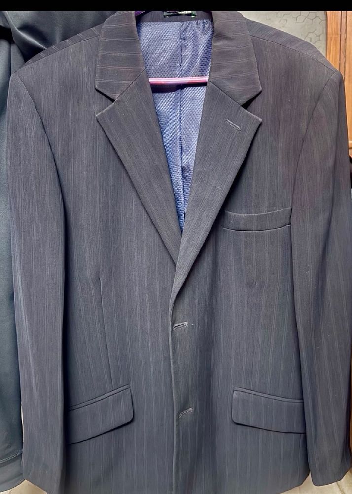 Blackberry Men's Striped Blazer