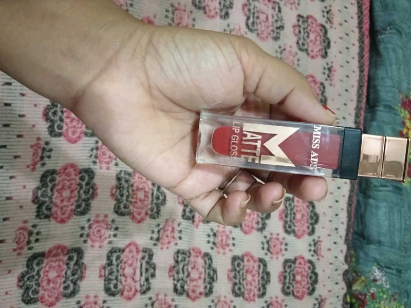 brick Red colour lipstick