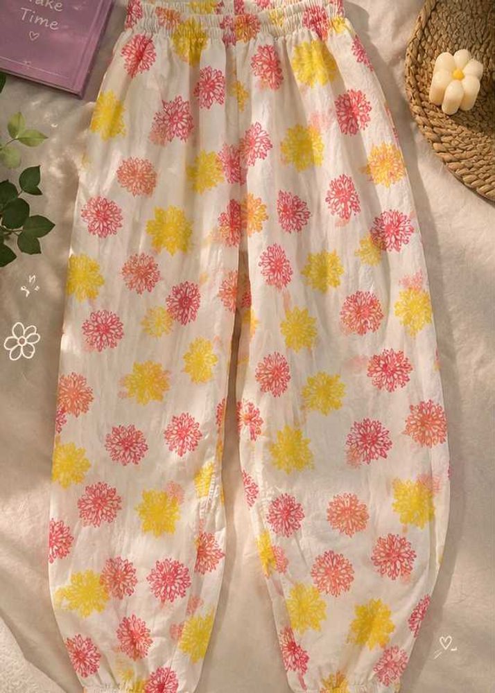 Flowy Floral Pattern shorts 🩳