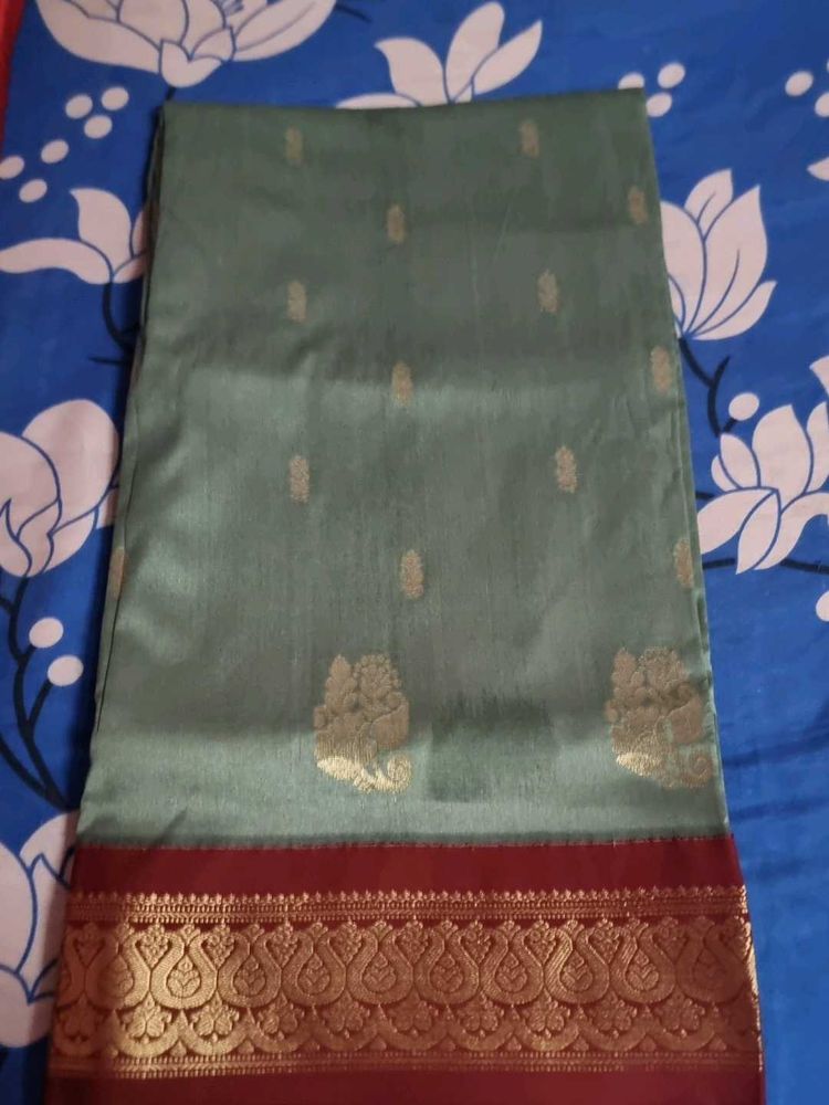 Silk Saree with Gold Detail