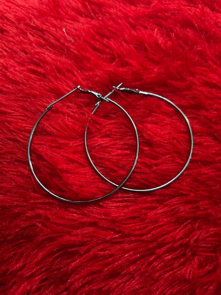 Stylish Earrings Round Black