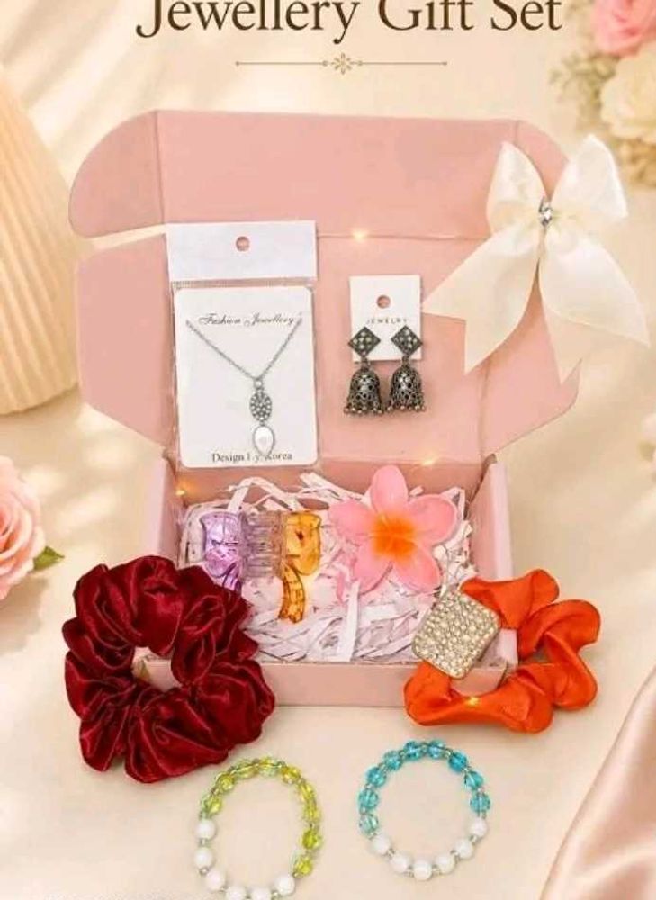 Fashion Jewellery Gift Set with Scrunchies