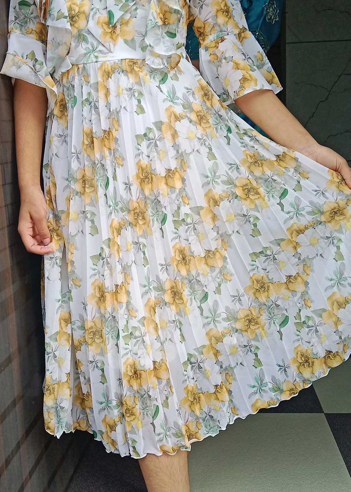 Floral Print Pleated Summer Dress