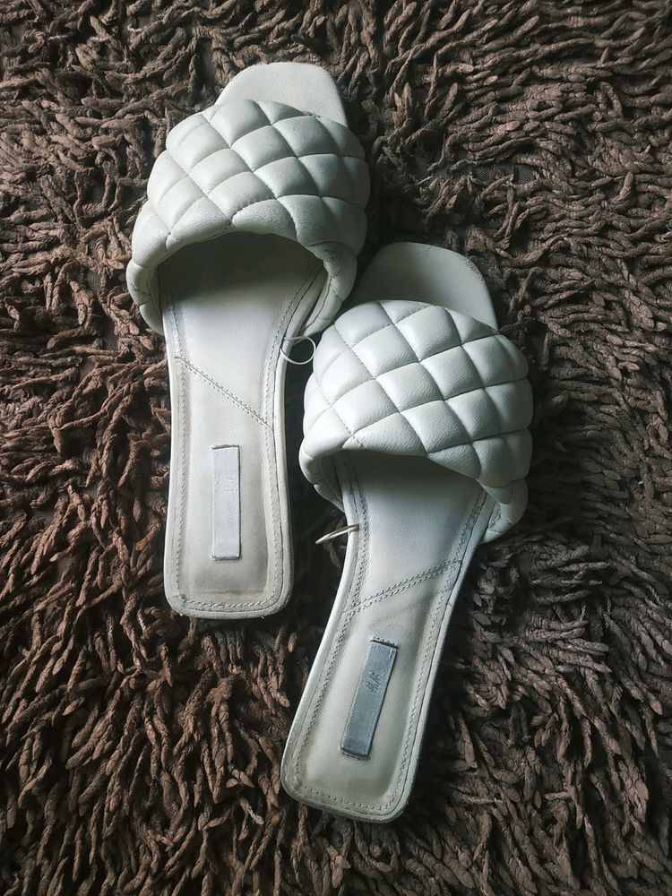 H&amp;M Bubble Flats