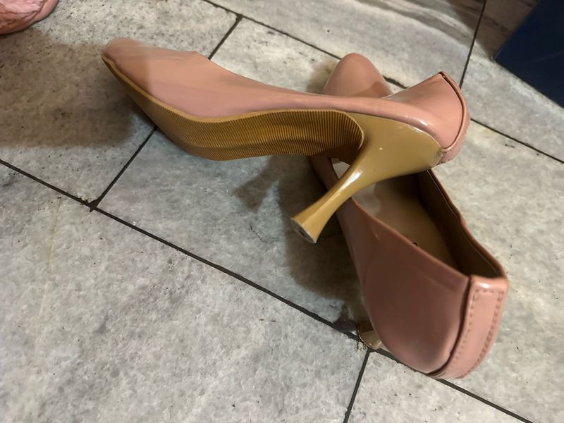 Elegant Pink Heels