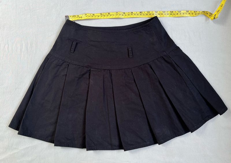 New me Black Pleated Mini Skirt XXS