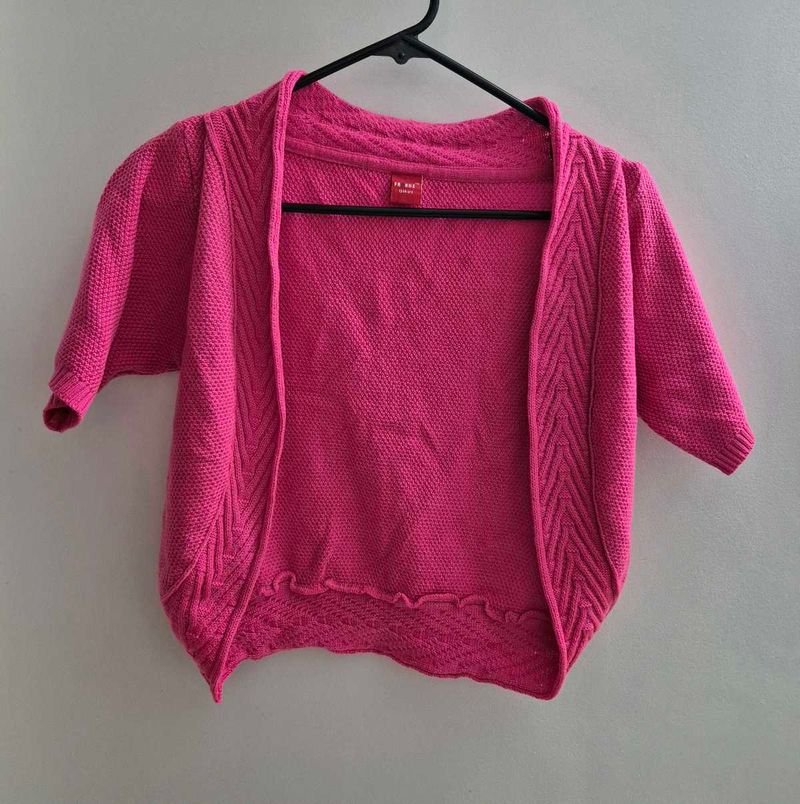 Chic Pink Cropped Cardigan