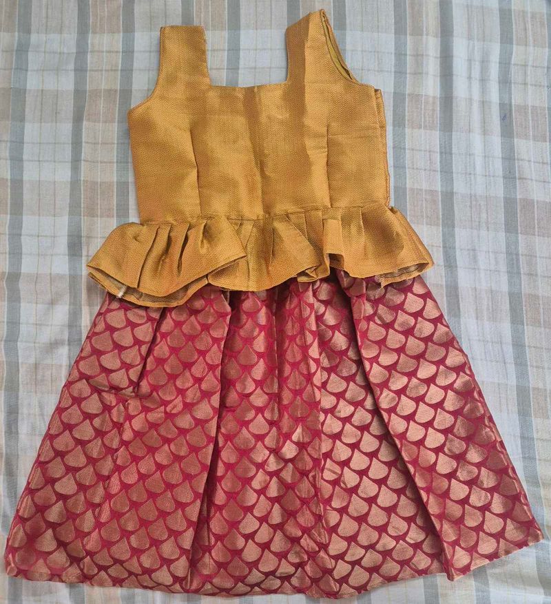 Beautiful Traditional Indian Dress - New