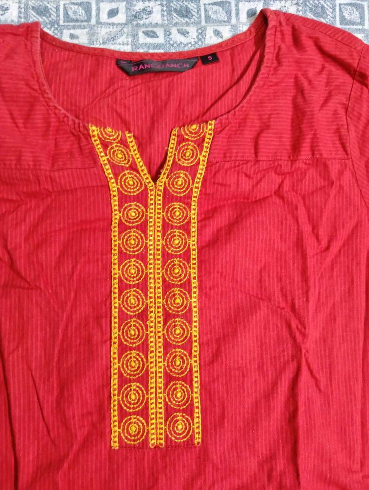 Red Embroidered Cotton Kurta