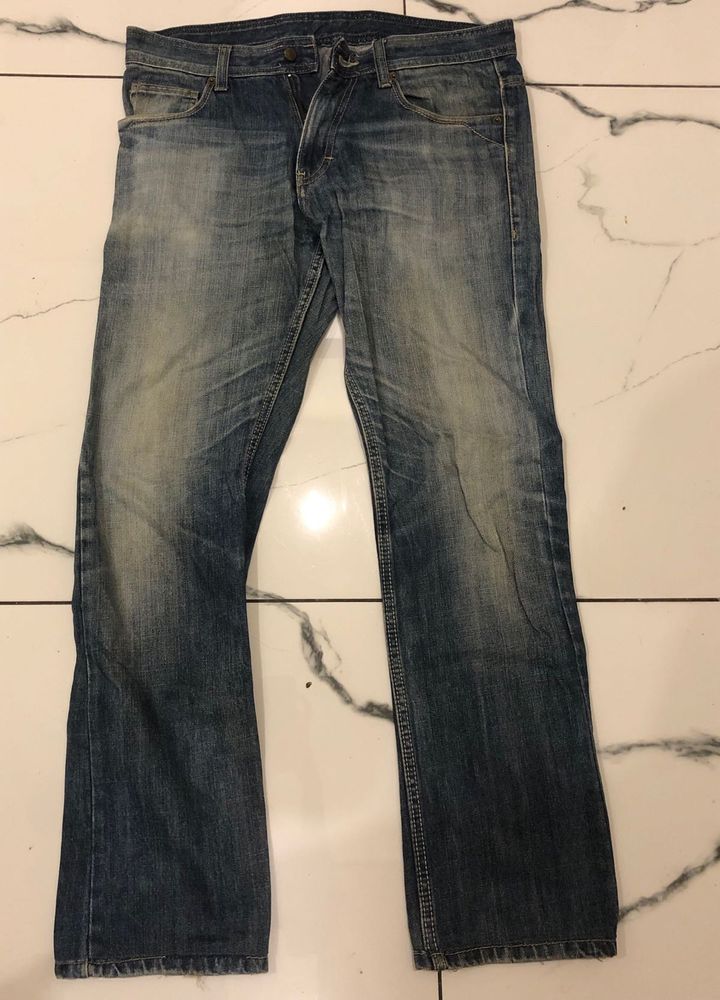 Men's Blue Distressed Denim Jeans