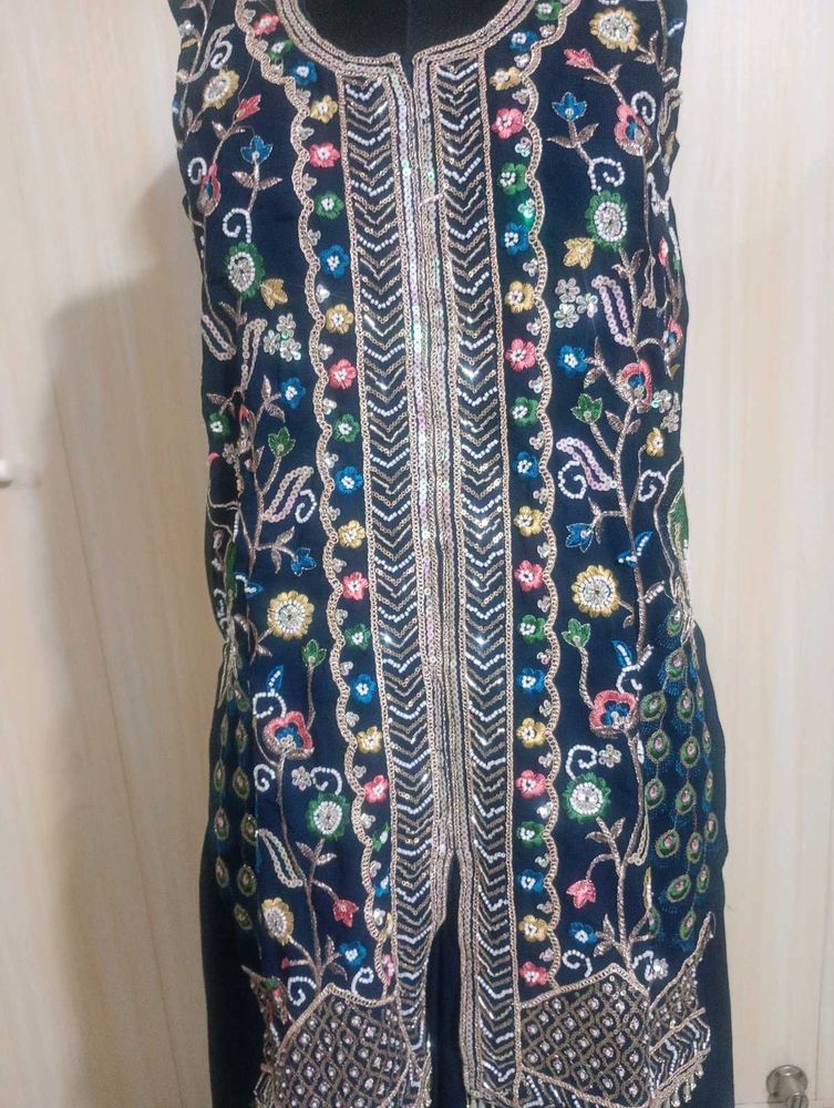Designer Embroidered Kurta Set
