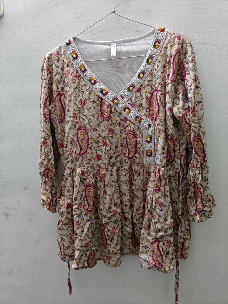 Beautiful Paisley Print Kurta