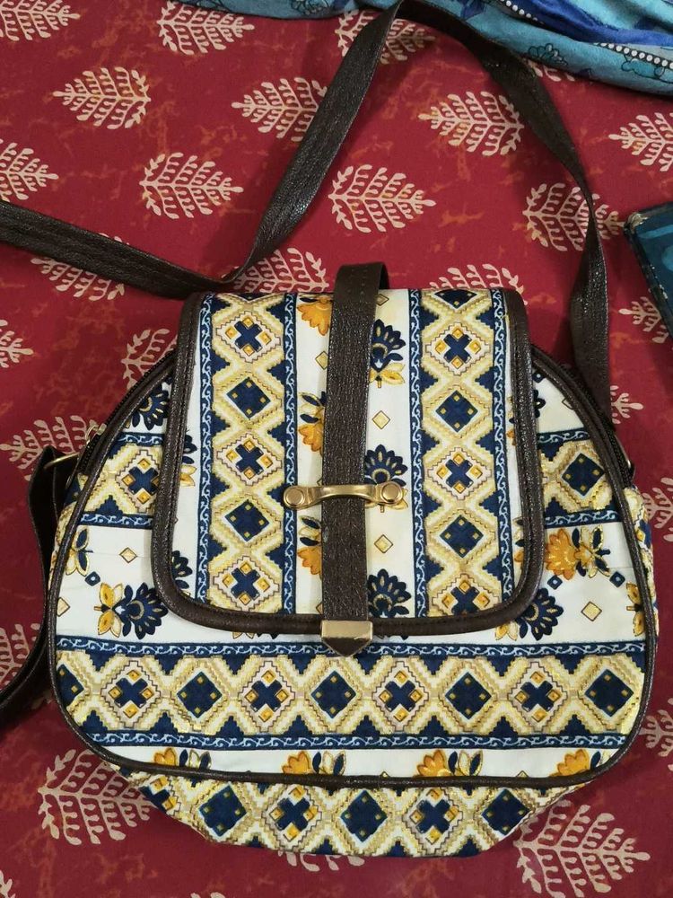Unique Print Crossbody Bag